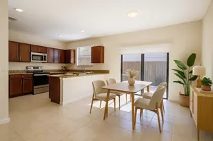 11981 SW 150th Pl, Miami, FL 33196 - Photo 9