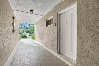 7825 Camino Real #J-111, Miami, FL 33143 - Photo 3