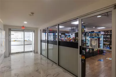 1000 W West Ave #1515, Miami Beach, FL 33139 - Photo 19