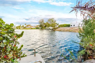 4725 SW 89th Ave, Miami, FL 33165 - Photo 51