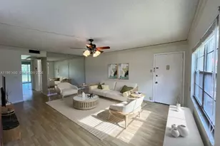 850 SW 133rd Terrace, Pembroke Pines, FL 33027 - Photo 1