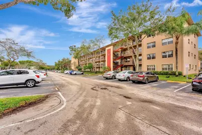 850 SW 133rd Ter #201B, Pembroke Pines, FL 33027 - Photo 13