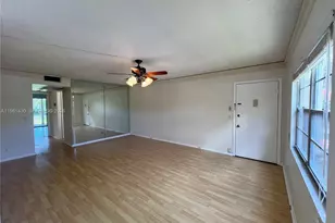 850 SW 133rd Terrace, Pembroke Pines, FL 33027 - Photo 1