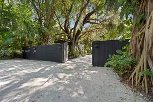 3558 Royal Palm Ave, Miami, FL 33133 - Photo 3