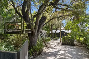 3558 Royal Palm Ave, Miami, FL 33133 - Photo 29