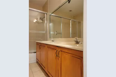 413 SW 5th St, Fort Lauderdale, FL 33315 - Photo 11