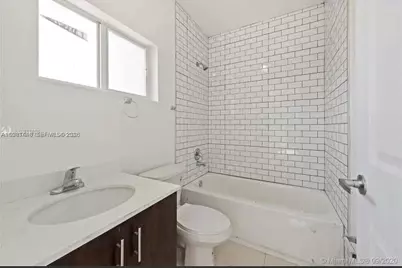 2285 NW 91 St, Miami, FL 33147 - Photo 7