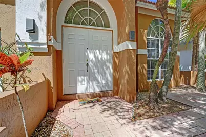 11585 N Quayside Dr, Cooper City, FL 33026 - Photo 7