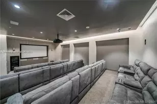 10275 Collins Ave, Bal Harbour, FL 33154 - Photo 23