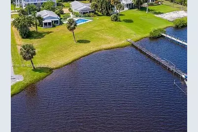 779 SW 31st St, Palm City, FL 34990 - Photo 3