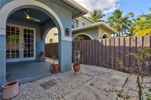 1139 NE 3rd Ave, Fort Lauderdale, FL 33304 - Photo 9