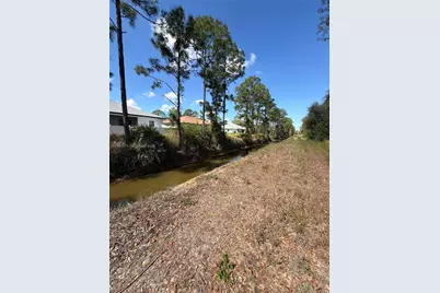 4717 28th St SW #4717, Lehigh Acres, FL 33973 - Photo 3