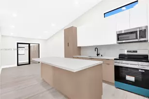 [Address not provided], Hialeah Gardens, FL 33018 - Photo 9