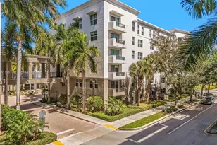 2421 NE 65th St, Fort Lauderdale, FL 33308 - Photo 3