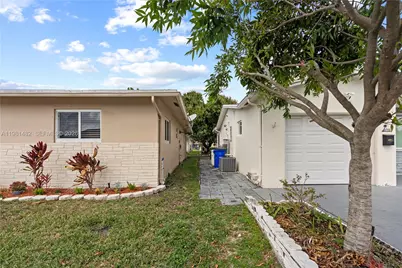6945 NW 17th St, Margate, FL 33063 - Photo 35