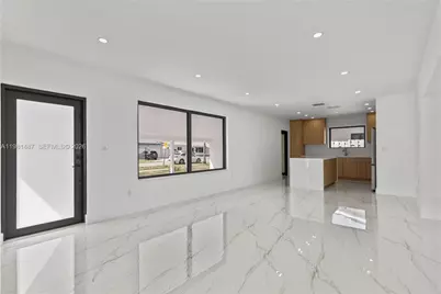 921 W 50th Pl, Hialeah, FL 33012 - Photo 3