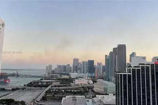 1750 N Bayshore Dr, Miami, FL 33132 - Photo 29