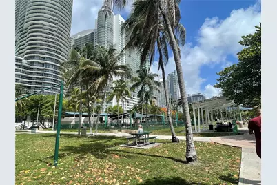 1750 N Bayshore Dr #2814, Miami, FL 33132 - Photo 53