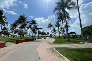1750 N Bayshore Dr, Miami, FL 33132 - Photo 23