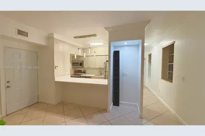 1559 Michigan Ave #305, Miami Beach, FL 33139 - Photo 3