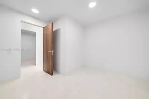 5 Grove Isle Dr, Coconut Grove, FL 33133 - Photo 27