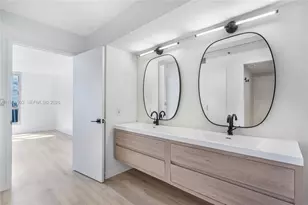 19101 NE 36th Ct, Aventura, FL 33180 - Photo 5