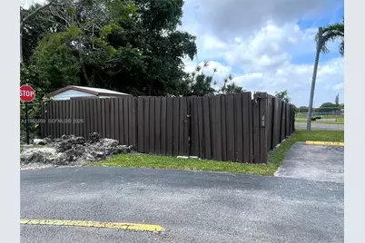 8794 SW 12th St #105, Miami, FL 33174 - Photo 19