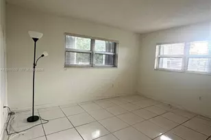 8794 SW 12th St, Miami, FL 33174 - Photo 13