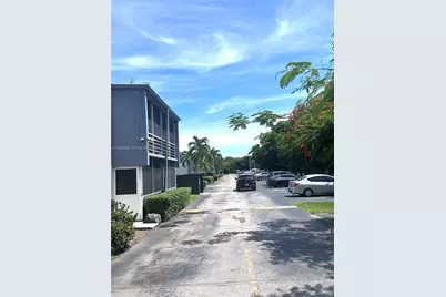 8794 SW 12th St #105, Miami, FL 33174 - Photo 3