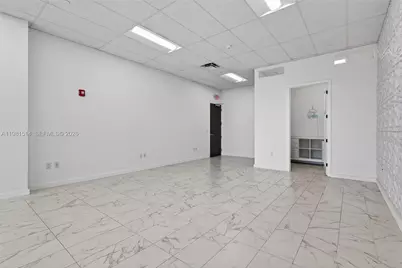 20200 W Dixie Hwy 901 Hwy, Miami, FL 33180 - Photo 17