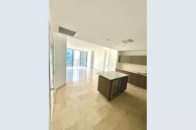 88 SW 7th St #2005, Miami, FL 33130 - Photo 3