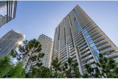 88 SW 7th St #2005, Miami, FL 33130 - Photo 1