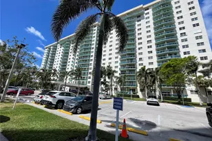 19390 Collins Ave, Sunny Isles Beach, FL 33160 - Photo 33