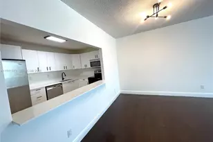 19390 Collins Ave, Sunny Isles Beach, FL 33160 - Photo 5