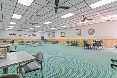 1100 Colony Point Cir #201, Pembroke Pines, FL 33026 - Photo 9