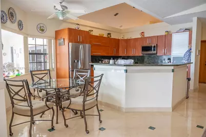 4655 SW 89th Ave, Miami, FL 33165 - Photo 9