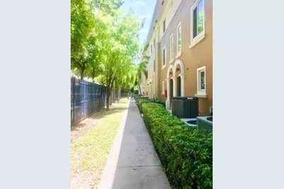 2991 NE 185th St #1702, Aventura, FL 33180 - Photo 9