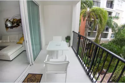 17145 N Bay Rd #4402, Sunny Isles Beach, FL 33160 - Photo 27