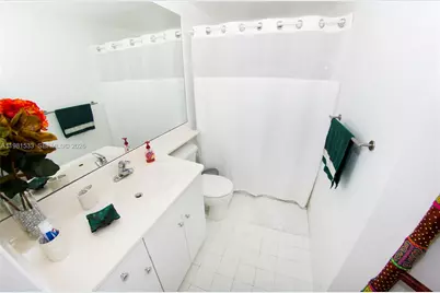 17145 N Bay Rd #4402, Sunny Isles Beach, FL 33160 - Photo 23