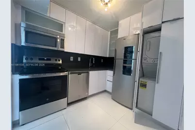 3731 N Country Club Dr #622, Aventura, FL 33180 - Photo 3