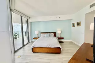 1300 Brickell Bay Dr, Miami, FL 33131 - Photo 13