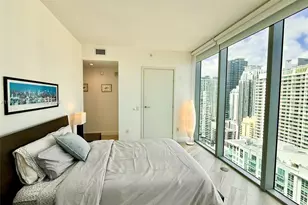 1300 Brickell Bay Dr, Miami, FL 33131 - Photo 19