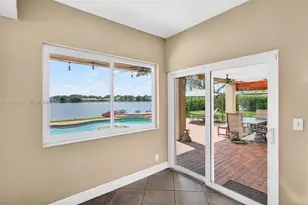 10376 SW 18th St, Davie, FL 33324 - Photo 19