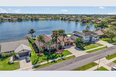 10376 SW 18th St, Davie, FL 33324 - Photo 87