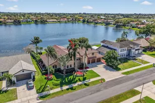 10376 SW 18th St, Davie, FL 33324 - Photo 87