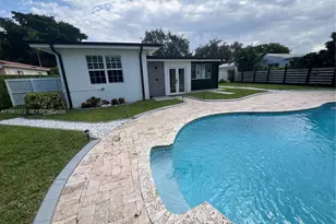 140 Pocatella St, Miami Springs, FL 33166 - Photo 25