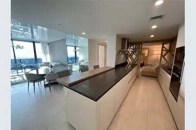 1000 Brickell Plaza #4410, Miami, FL 33131 - Photo 9