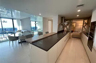 1000 Brickell Plaza, Miami, FL 33131 - Photo 9