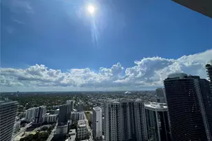 1000 Brickell Plaza, Miami, FL 33131 - Photo 7