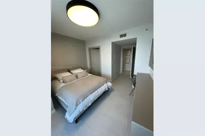 1000 Brickell Plaza #4410, Miami, FL 33131 - Photo 17